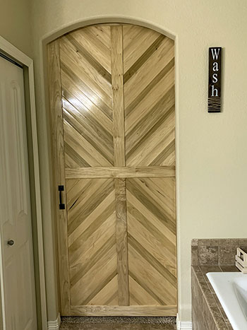 barndoor-1.jpg (2,825,490 bytes ) 